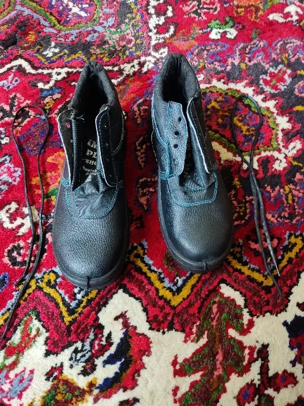 کفش ایمنی|کیف، کفش، کمربند|تبریز, |دیوار