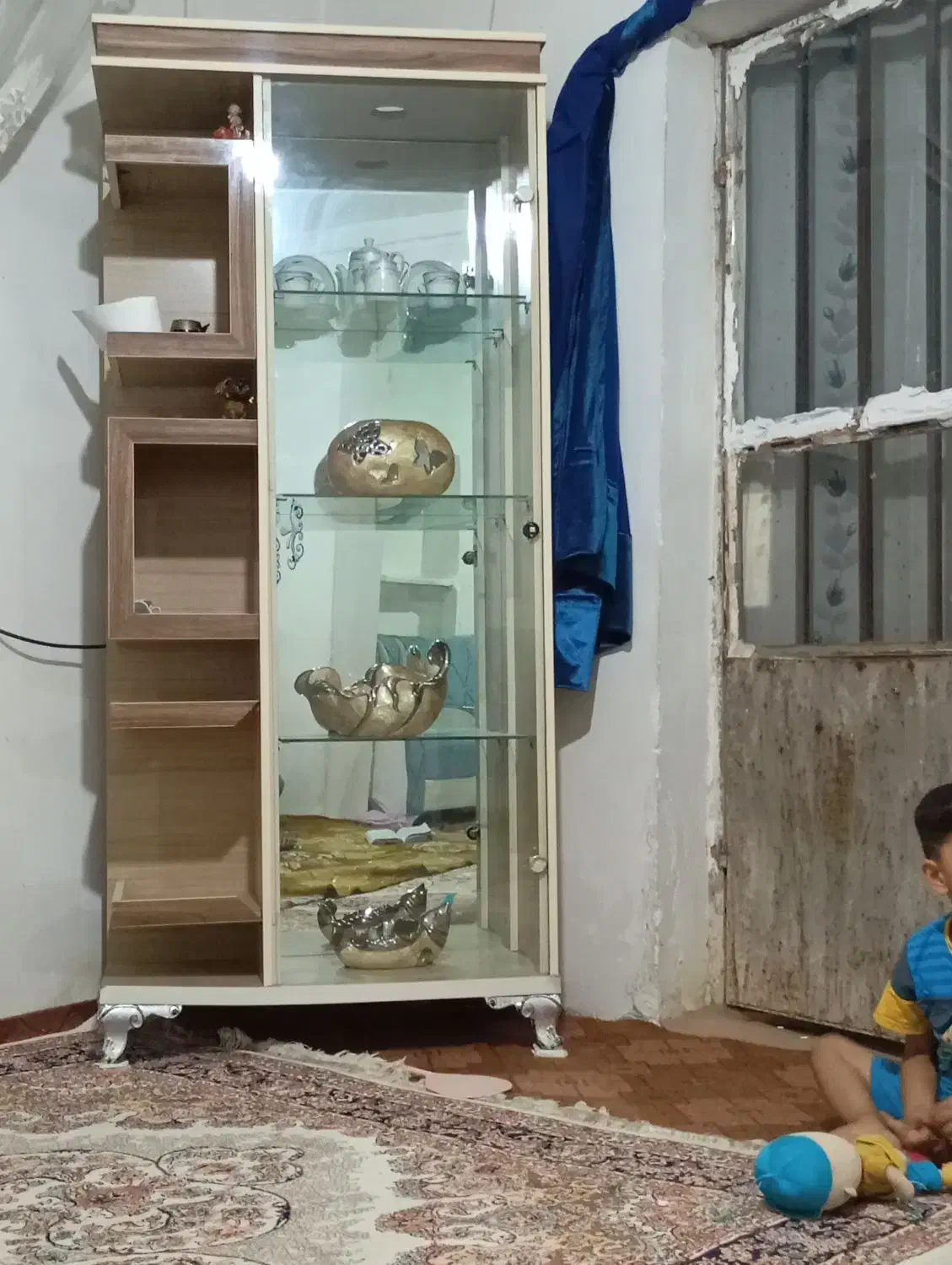 بوفه  س طبقه|بوفه، ویترین، کنسول|چناران, |دیوار