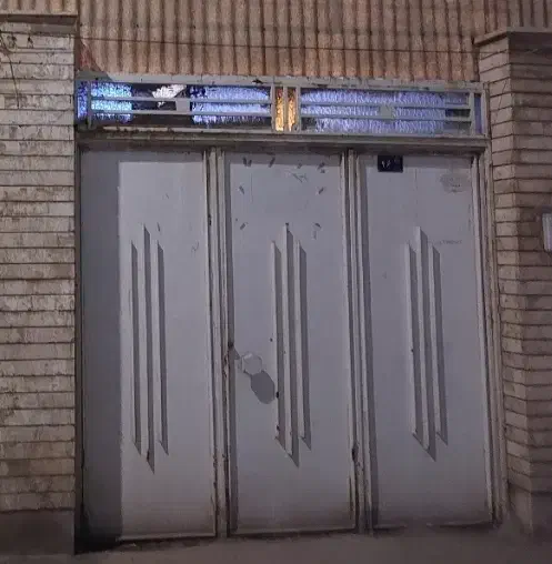 درب منزل|مصالح و تجهیزات ساختمان|قم, چهار امامزاده|دیوار