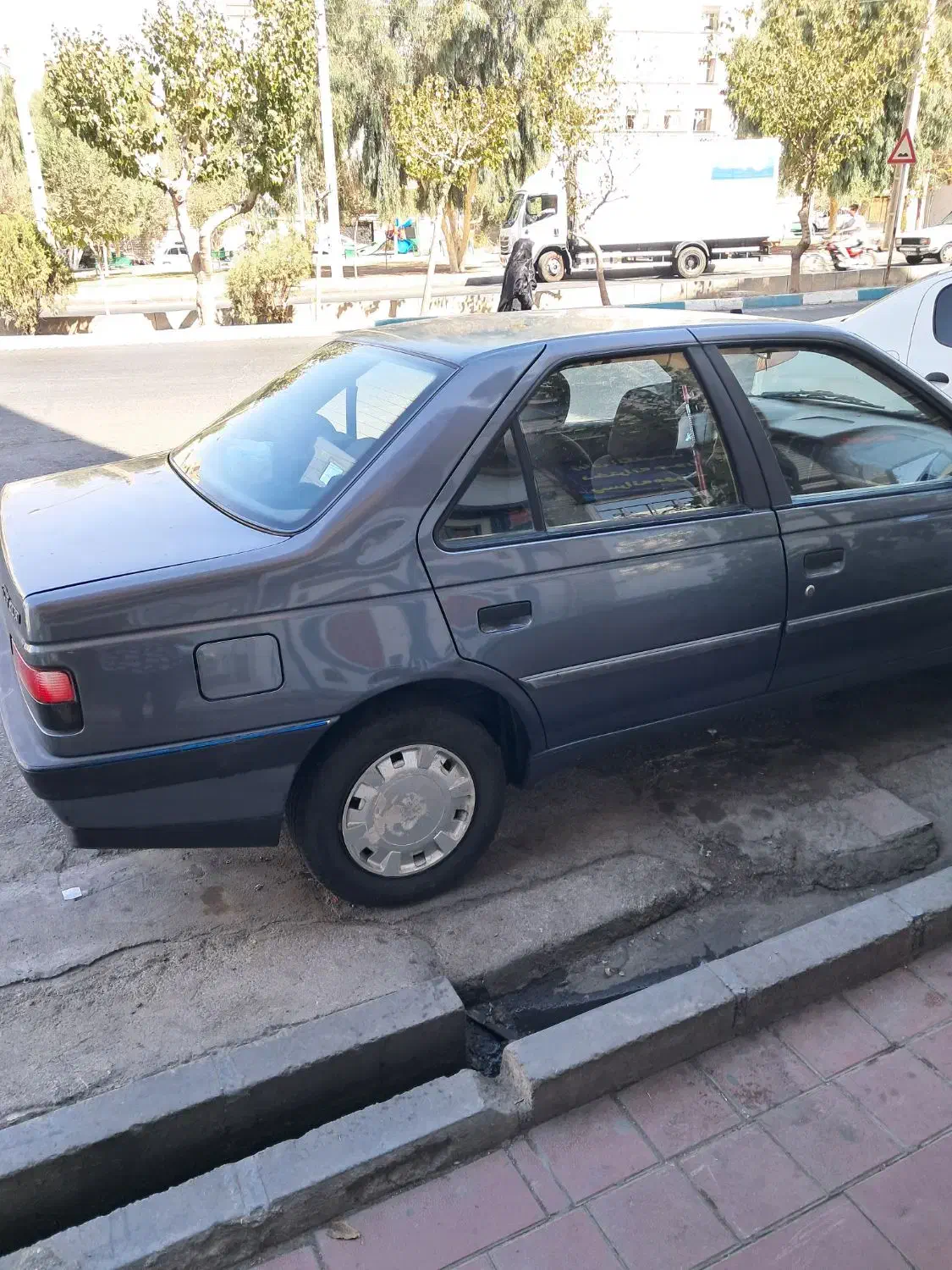 پژو 405 GLX - دوگانه سوز CNG، مدل ۱۳۹۴|خودرو سواری و وانت|تهران, والفجر (افسریه)|دیوار