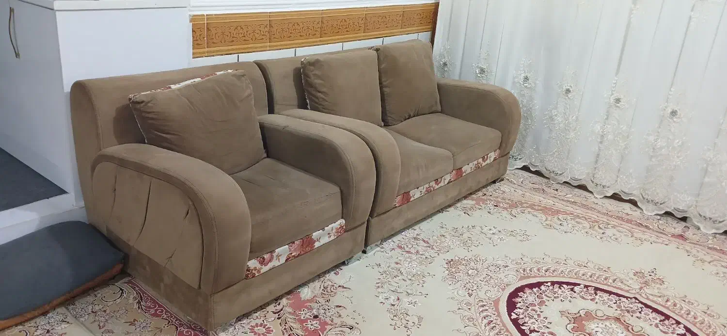 فروش یک دست مبل ۷ نفره|مبلمان خانگی و میز عسلی|رامشیر, |دیوار