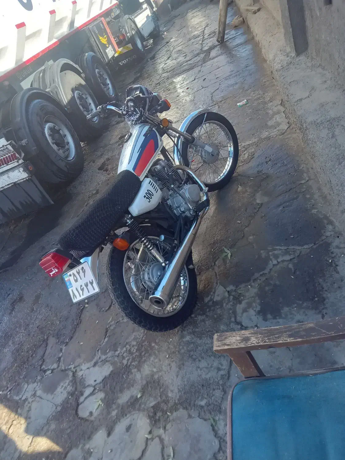 موتور سیکلت|موتورسیکلت|آبگرم, |دیوار