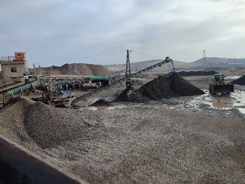 شن و ماسه کیفیت عالی تخلیه فوری در کمترین زمان|مصالح و تجهیزات ساختمان|مشهد, رسالت|دیوار