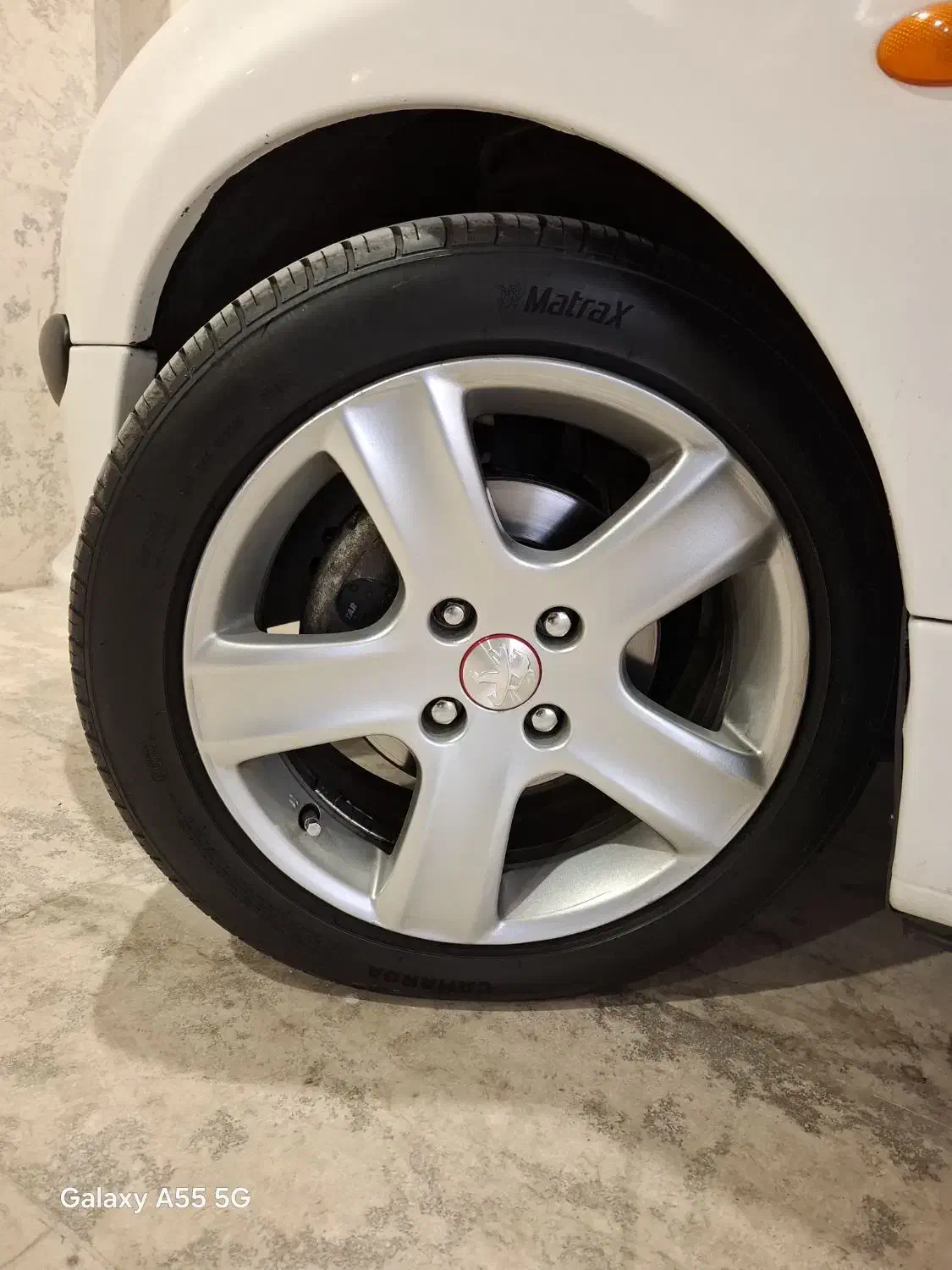 رینگ آریان اورجینال فرانسه سایز ۱۶ با لاستیک|قطعات یدکی و لوازم جانبی|تهران, تهرانپارس شرقی|دیوار