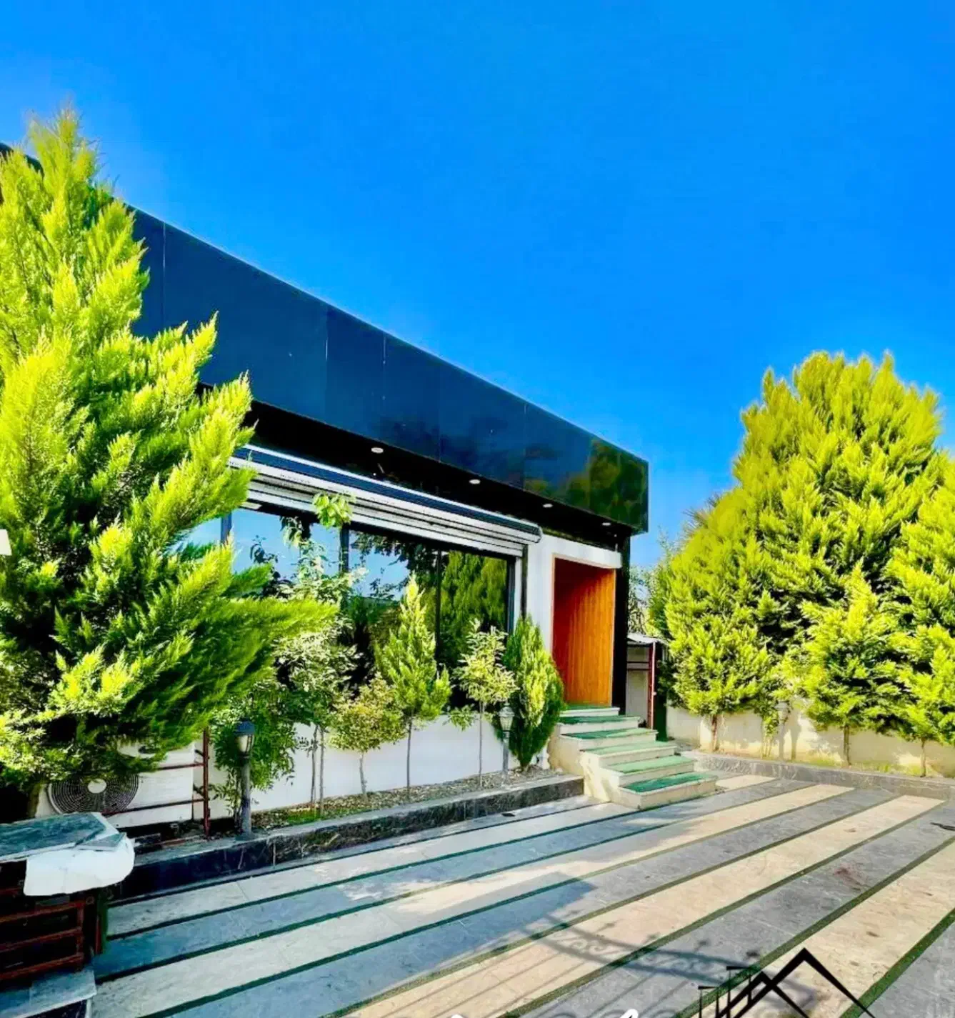 ویلامدرن سنددار//نزدیک امکانات رفاهی|فروش خانه و ویلا|چمستان, |دیوار