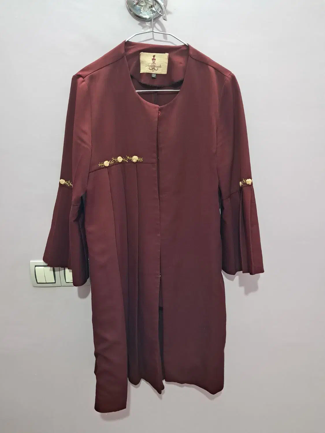 مانتو|لباس|بروجرد, |دیوار