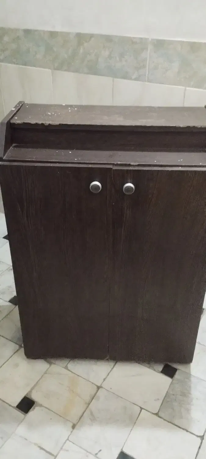 جاکفشی|جاکفشی، کمد، دراور|قم, شهر قائم|دیوار