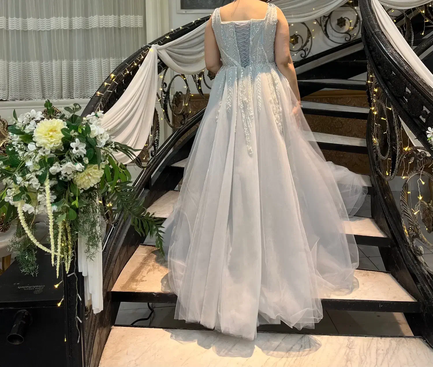 لباس مجلسی|لباس|رشت, کوی فکوری|دیوار