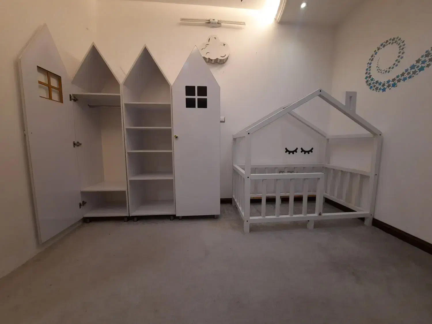 سرویس خواب کودک(کمدوتخت ودراورو تشک و شلف دیواری)|تخت و سرویس خواب|قم, عمار یاسر|دیوار