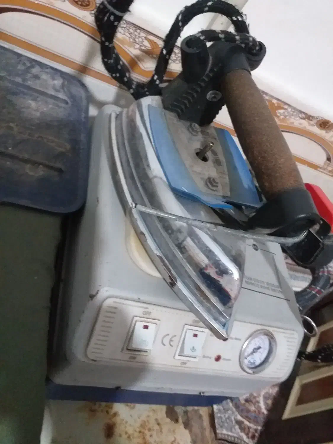 اتو ترک|اتو و لوازم اتو|نظرآباد, رسالت|دیوار