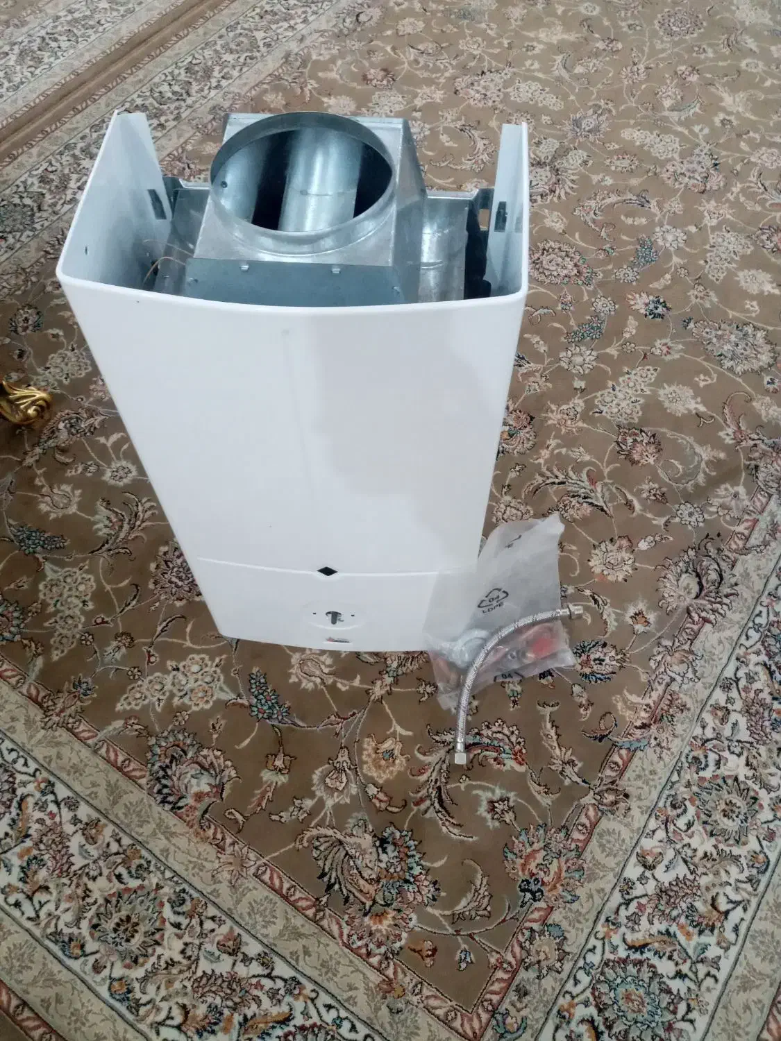 آبگرمکن  گازی|آبگرمکن، پکیج، شوفاژ|شفت, |دیوار