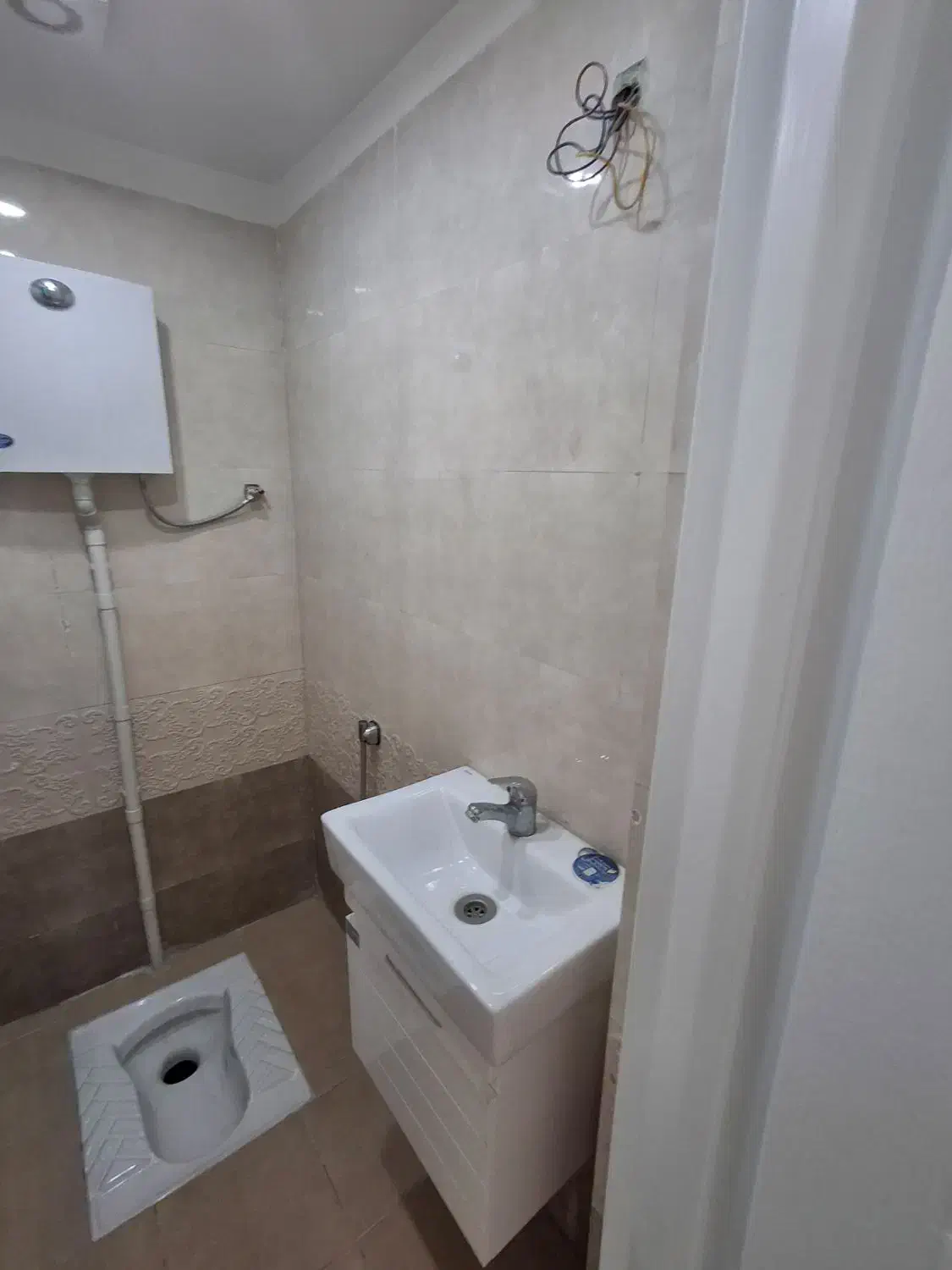 آپارتمان ۱۰۵ متری کلید نخورده تکواحدی دوخواب فول