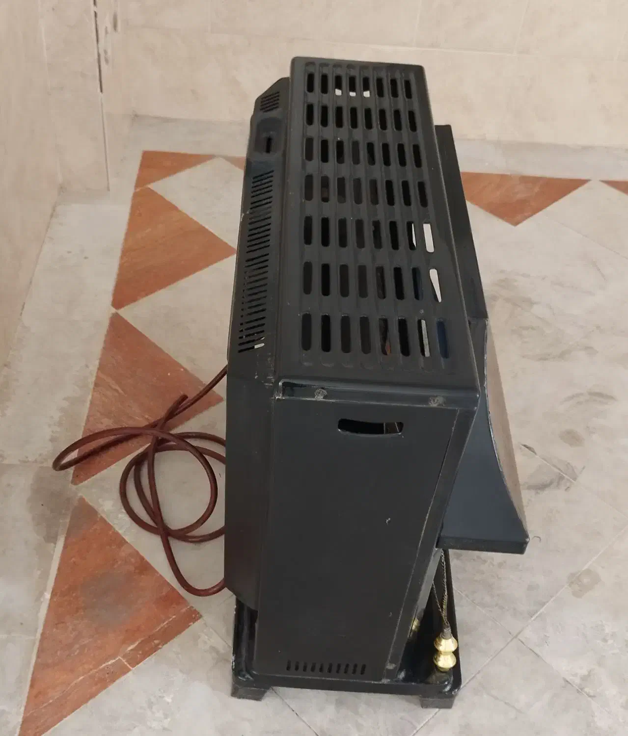 بخاری گازی  بزرگ شومینه ای|بخاری، هیتر، شومینه|قم, زنبیل آباد|دیوار