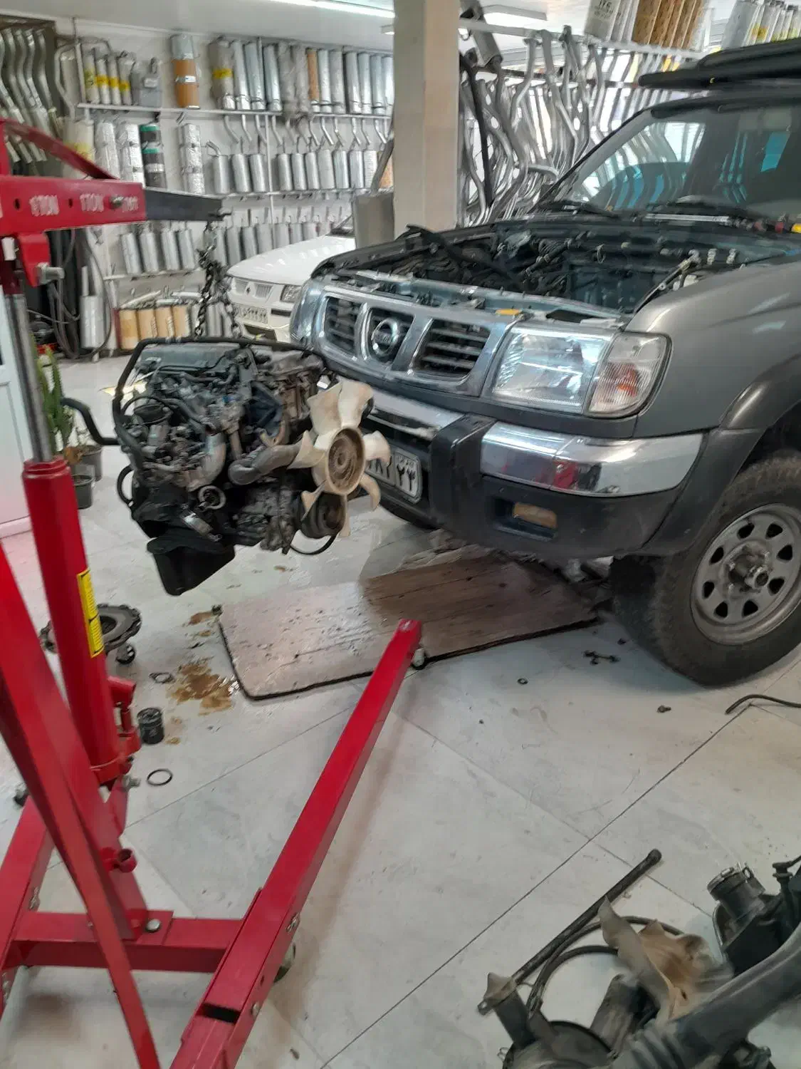 تعمیرگاه تخصصی حسین|خدمات موتور و ماشین|اندیشه, اندیشه فاز ۱|دیوار