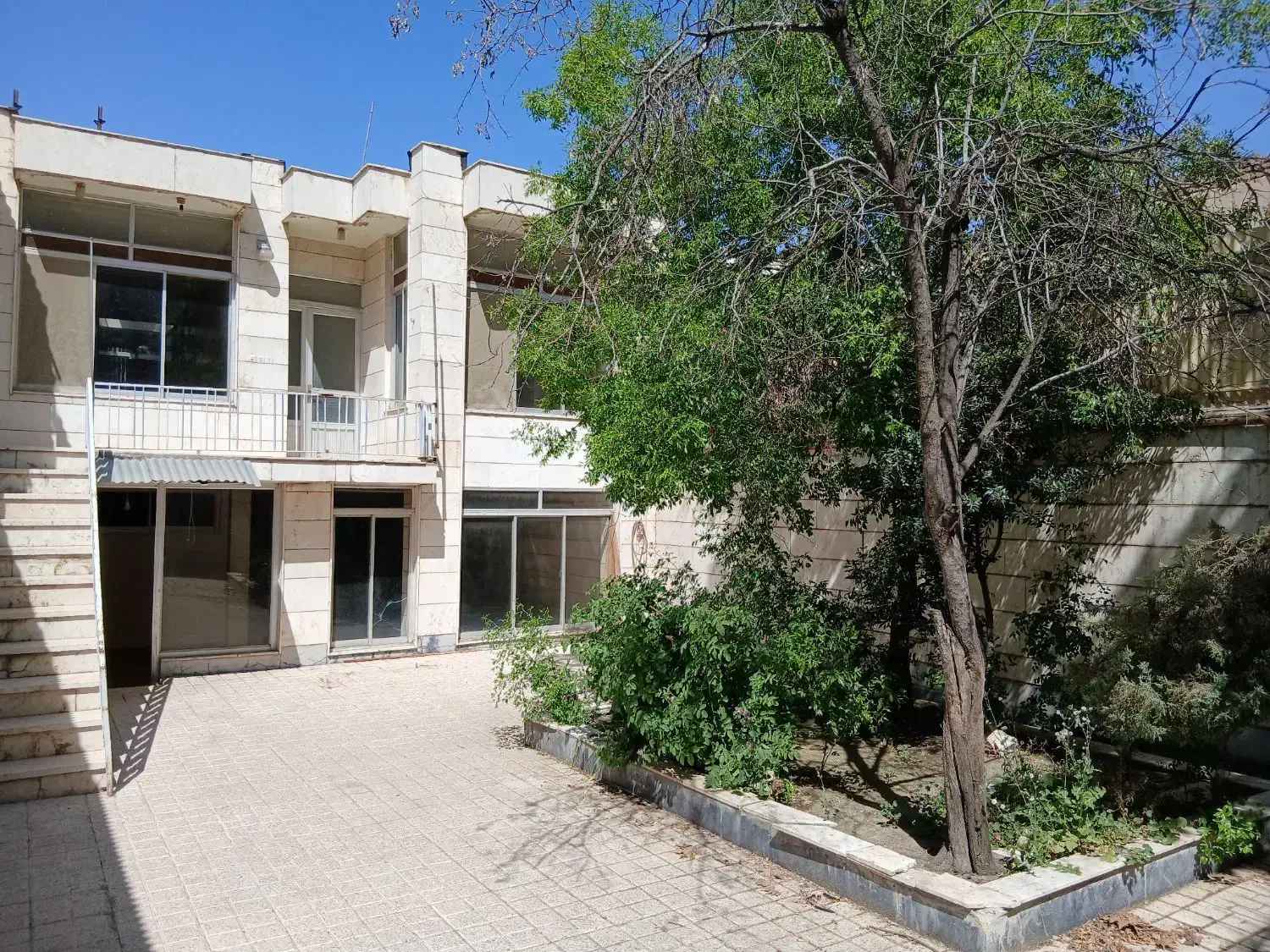 اجاره ویلایی ۳۳۰ متری در دوطبقه مستقل|اجارهٔ خانه و ویلا|مشهد, گوهرشاد|دیوار