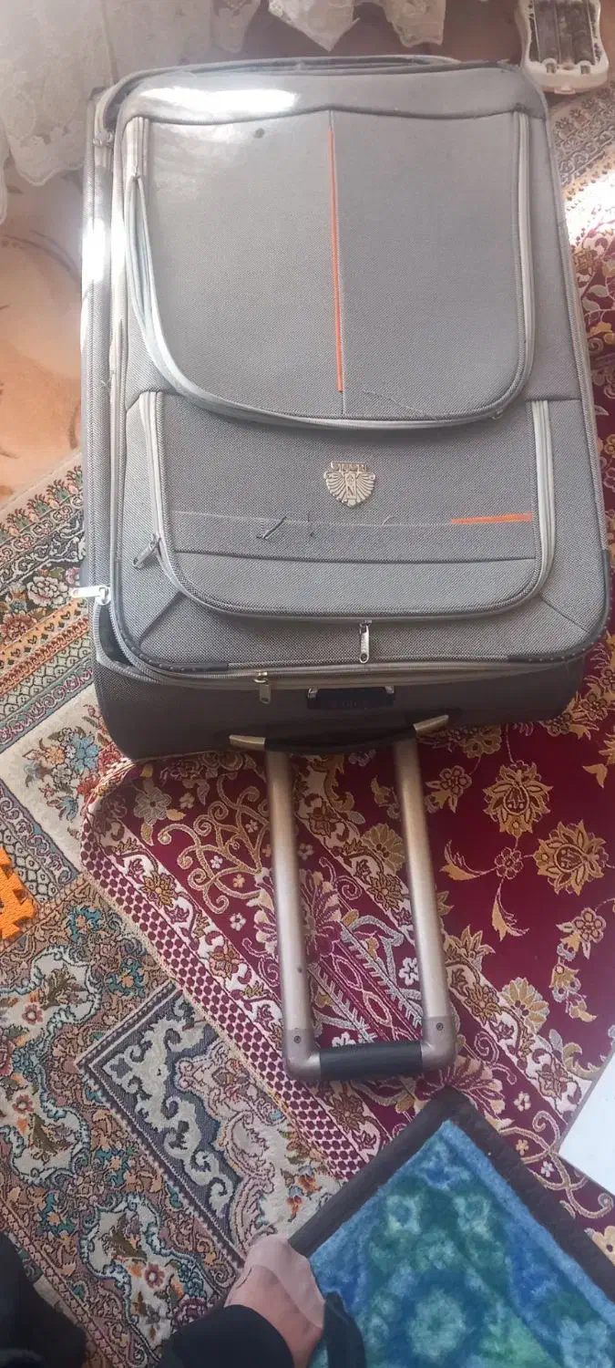 چمدان بزرگ نو|کیف، کفش، کمربند|مرند, |دیوار