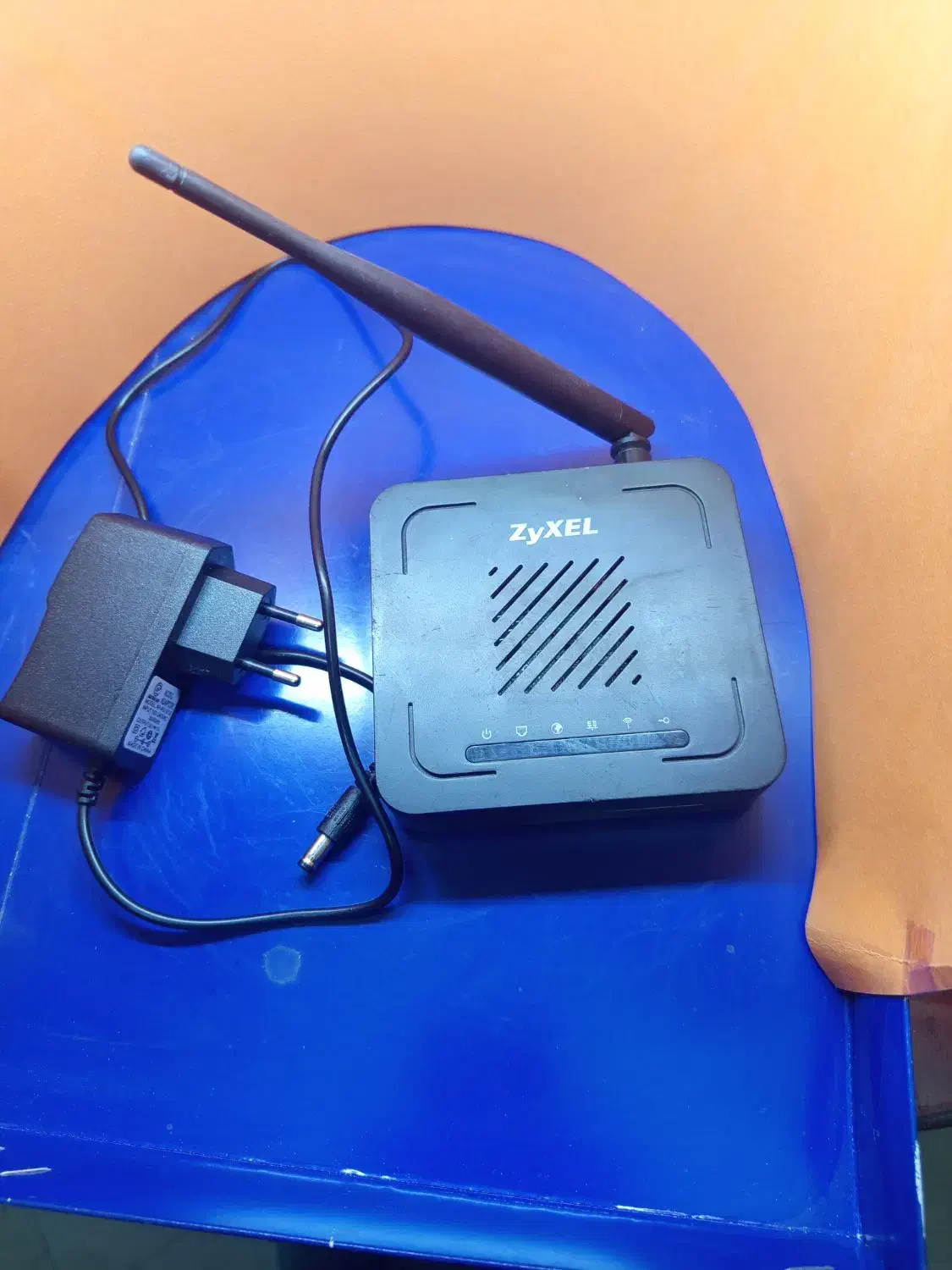 تعمیر دستگاه دیجیتال و مودم|مودم و تجهیزات شبکه|مشهد, احمدآباد|دیوار