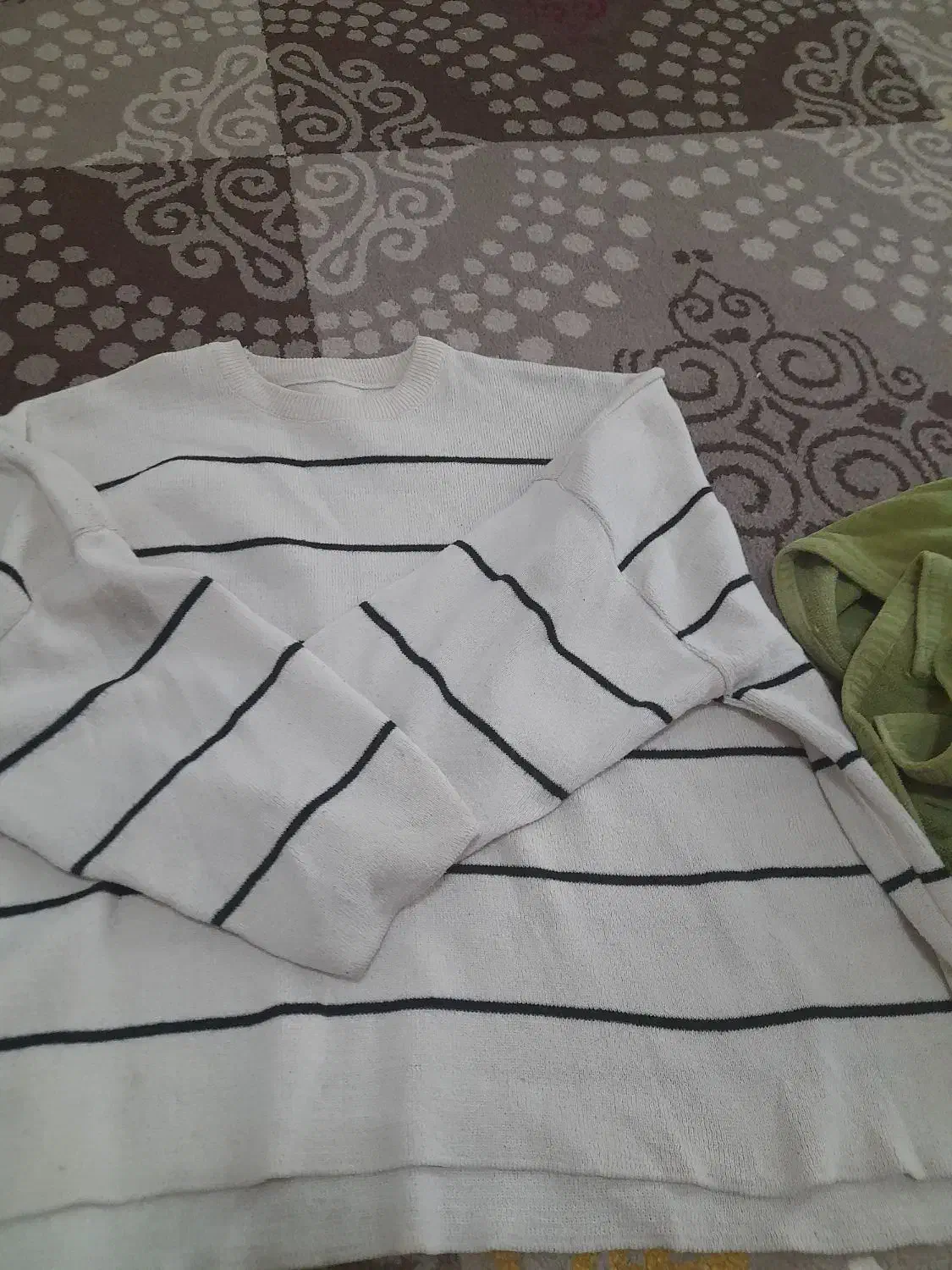 دوعدد لباس گرم ودورس سبز رنگ درحدنو|لباس|شیراز, کوشک میدان|دیوار