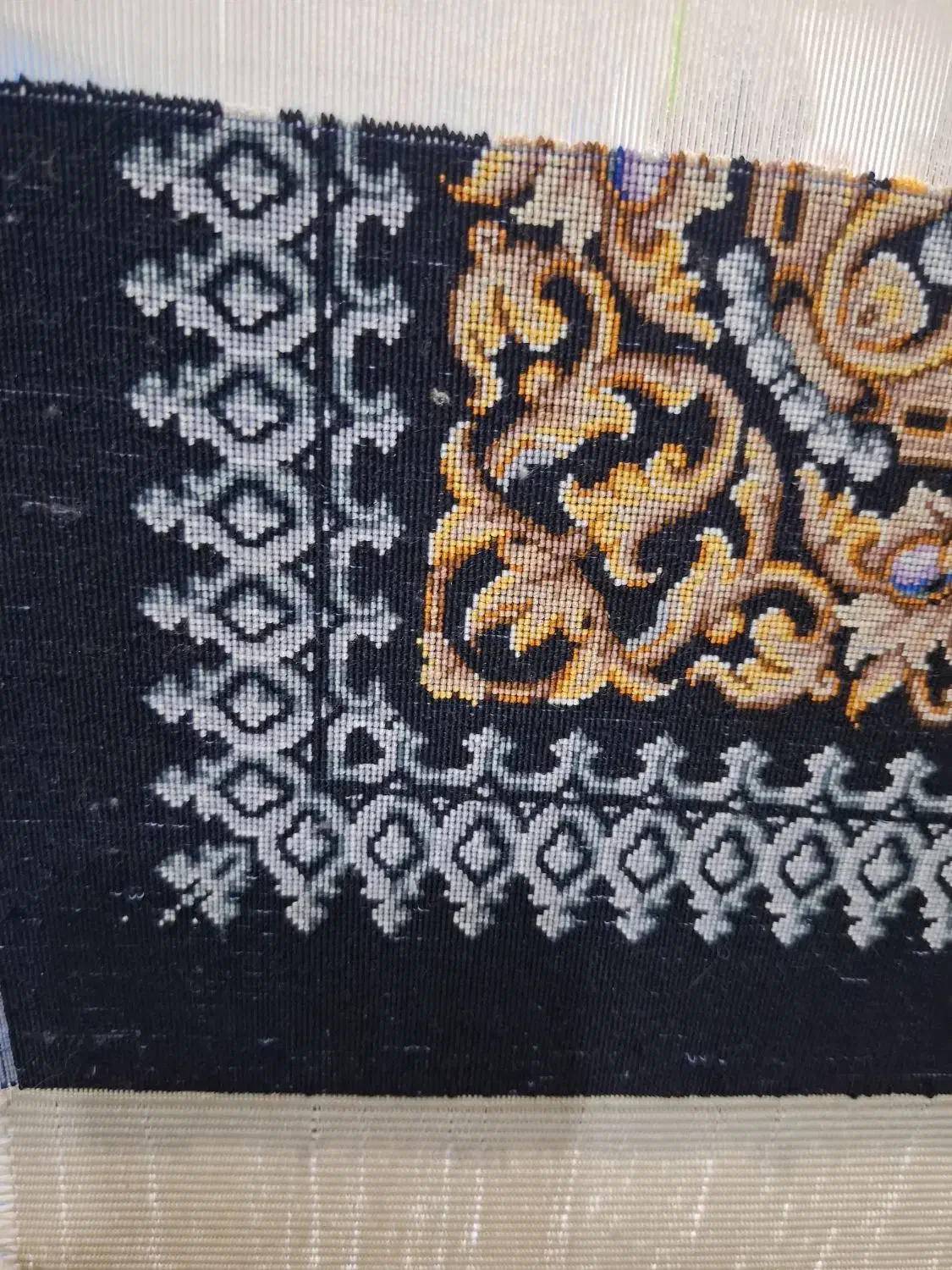 قالی|استخدام هنری و رسانه|زنجان, |دیوار