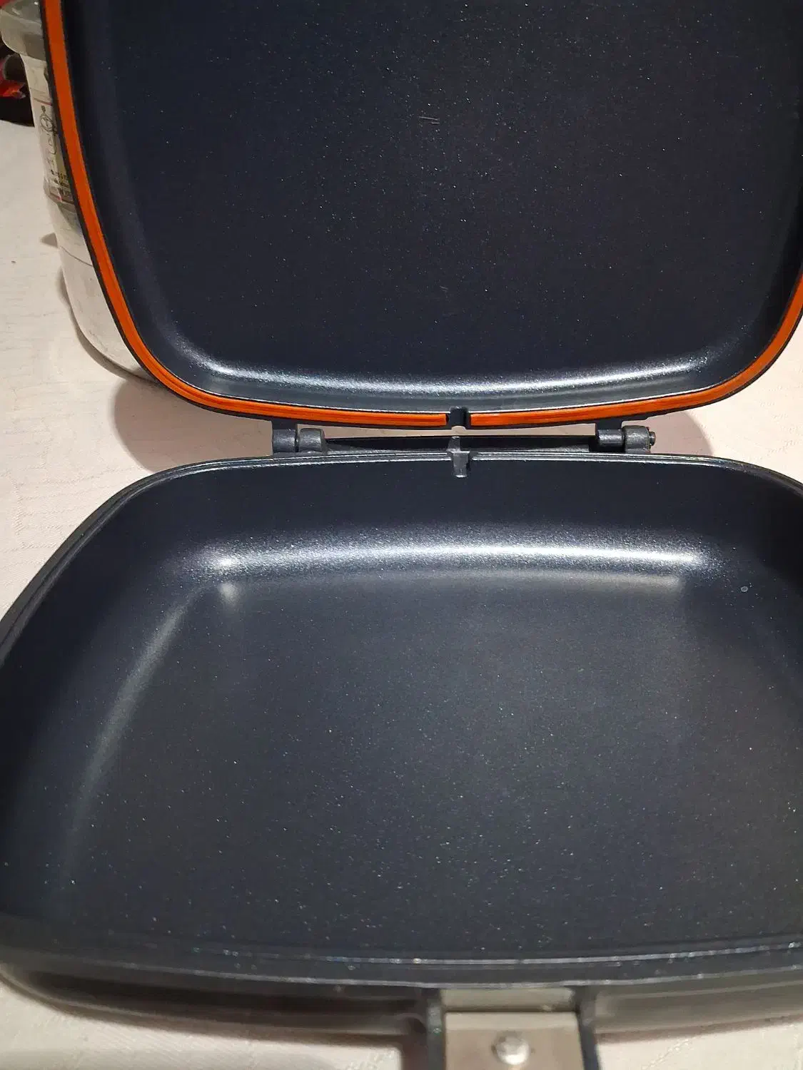 ماهیتابه دوطرفه و دیگ زودپز|ظروف پختوپز|شوشتر, |دیوار