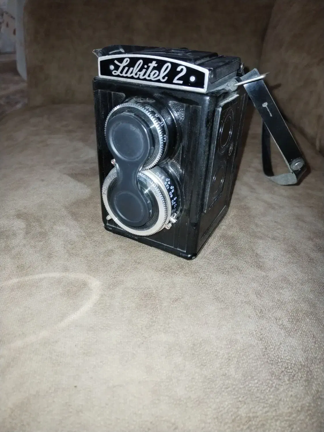 دوربین عکاسی قدیمی|کلکسیون اشیاء عتیقه|شهرضا, |دیوار