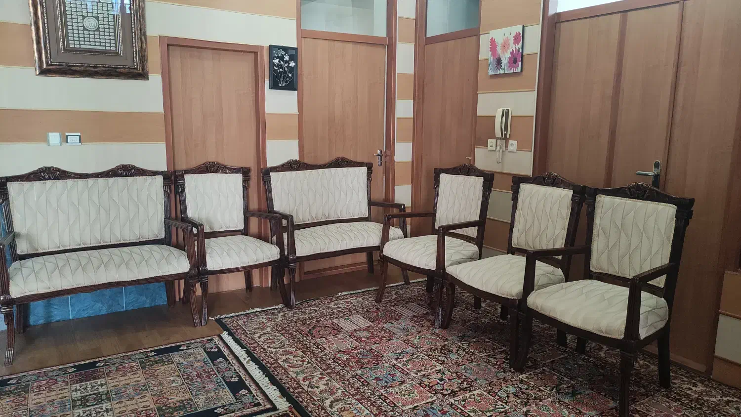 مبل|مبلمان خانگی و میز عسلی|شهرکرد, |دیوار