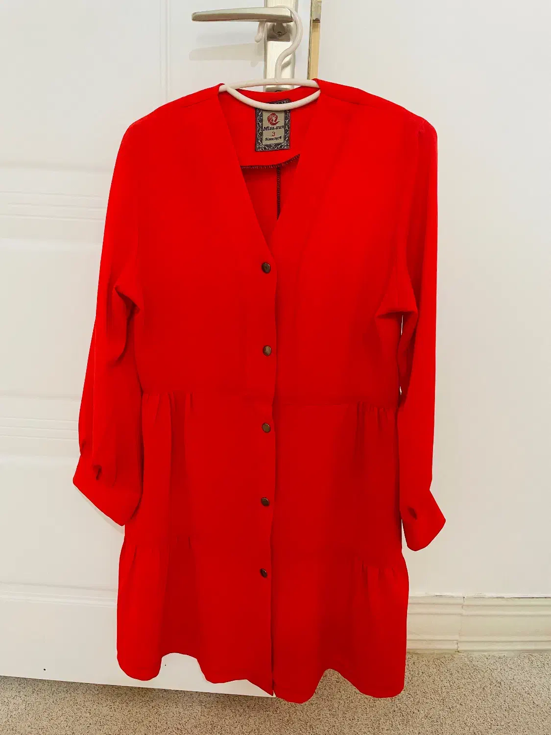 مانتو نو|لباس|دهدشت, |دیوار