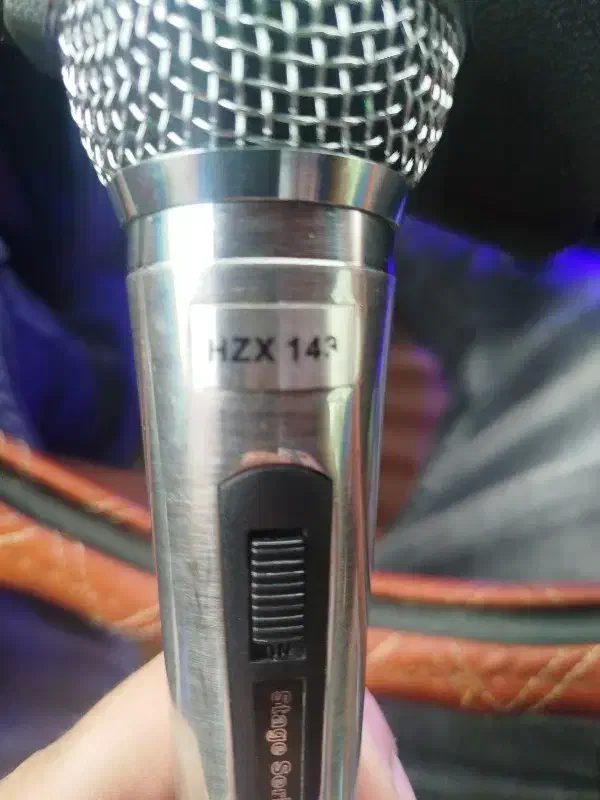 میکرفن سیم دار|آلات موسیقی|مشهد, نیزه|دیوار