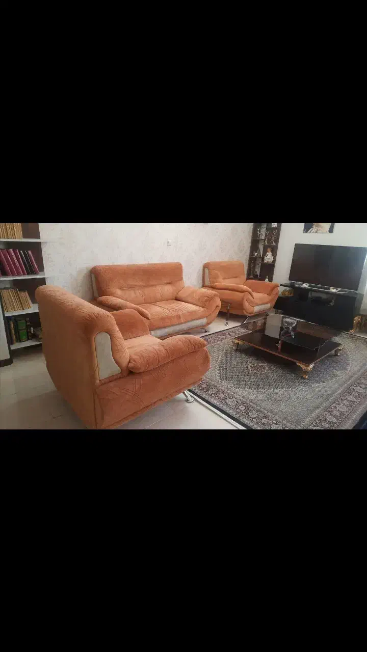 مبلمان نیم ست پارچه مخمل راحتی با میزوسط|مبلمان خانگی و میز عسلی|پردیس, فاز ۸|دیوار