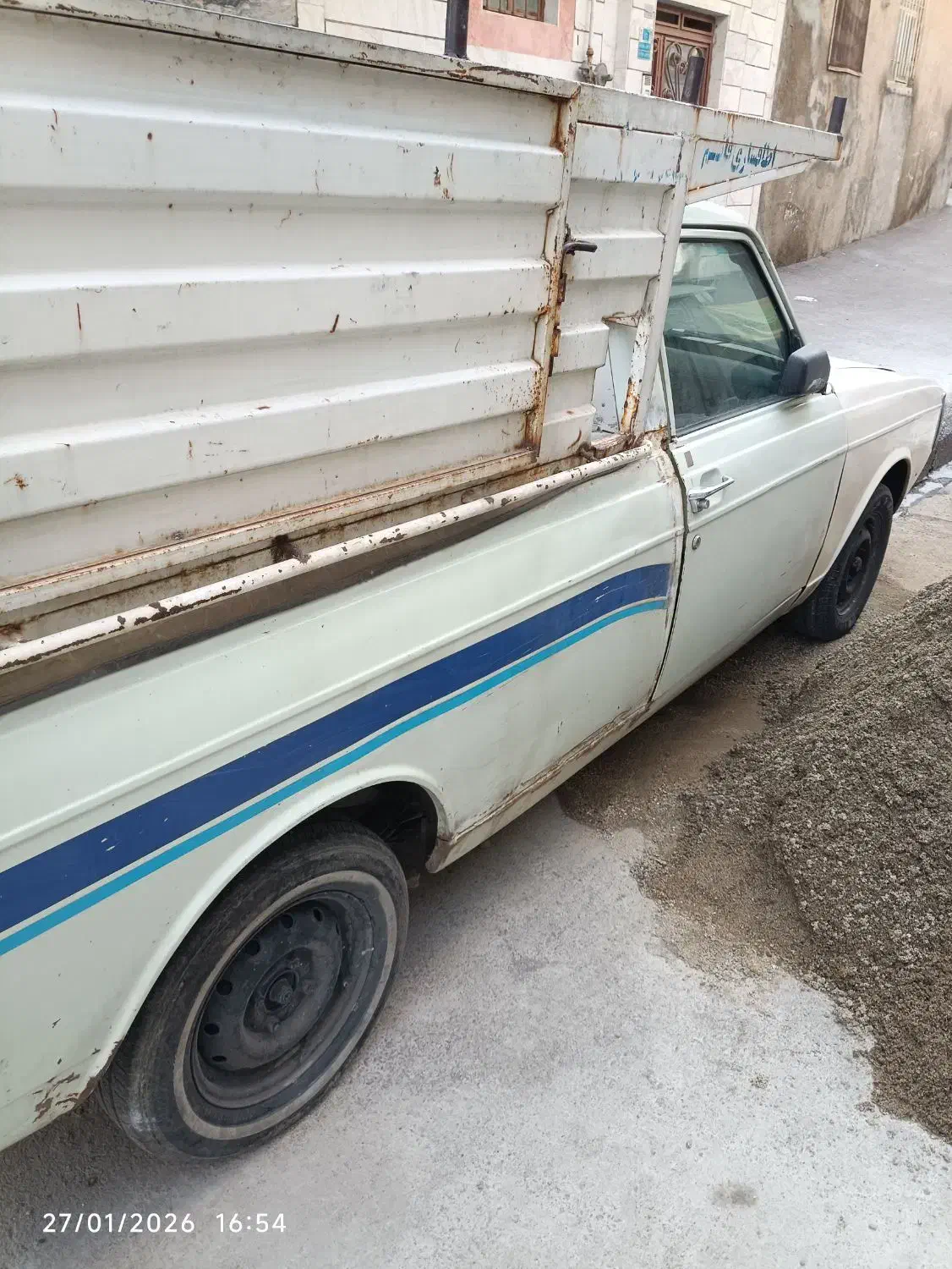 وانت مدل۸۸|خودرو سواری و وانت|بروجرد, |دیوار