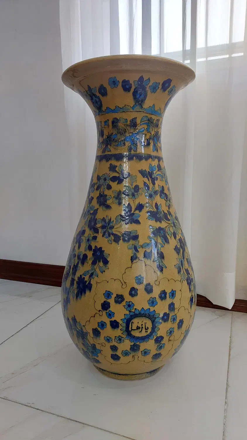 گلدان بزرگ سفالی کار یزد|صنایع دستی و سایر لوازم تزئینی|آمل, |دیوار