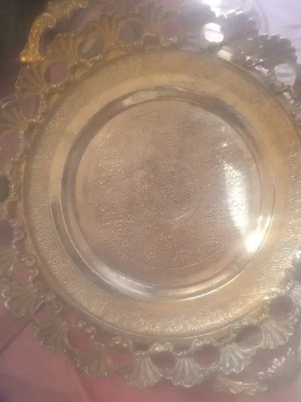 سینی گرد مسی برنجی قدیمی|کلکسیون اشیاء عتیقه|رفسنجان, |دیوار