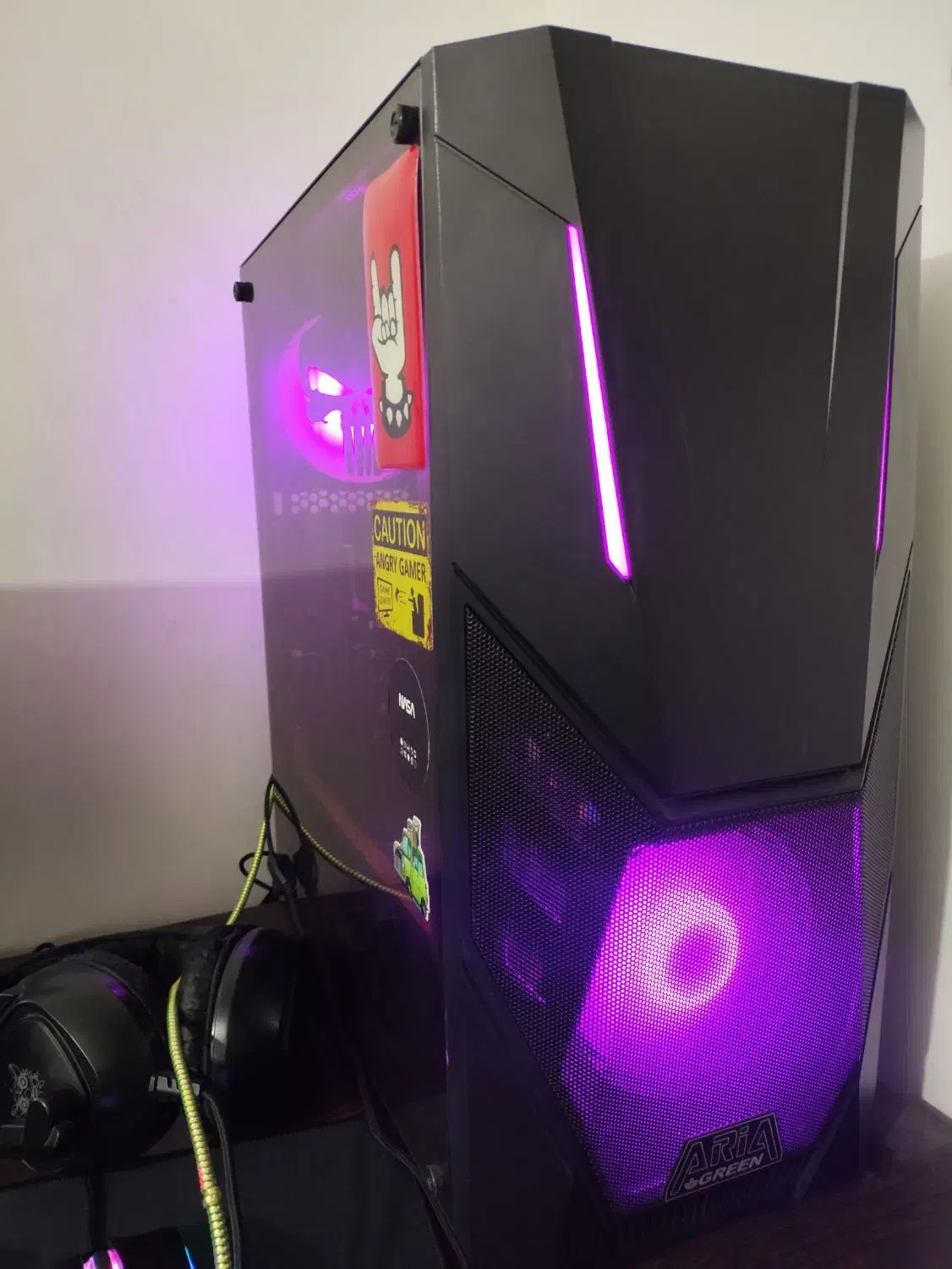 کیس کامپیوتر|رایانه رومیزی|اهواز, ۲۵۴دستگاه|دیوار