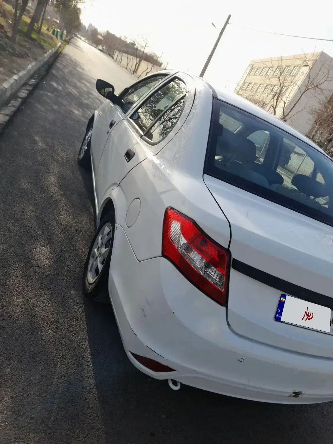 ساینا۱۴۰۰|خودرو سواری و وانت|مشهد, رده|دیوار