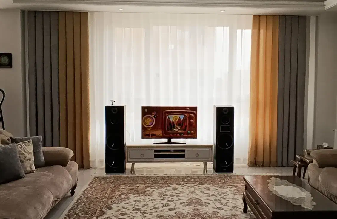 پرده پانچ|پرده، رانر، رومیزی|رباط‌کریم, رباط‌کریم|دیوار