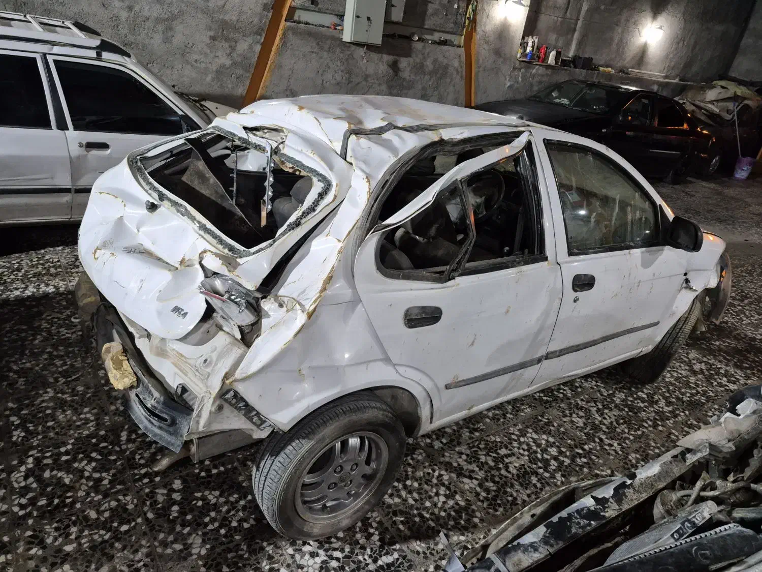 تیبا تصادفی|خودرو سواری و وانت|لنجان, |دیوار