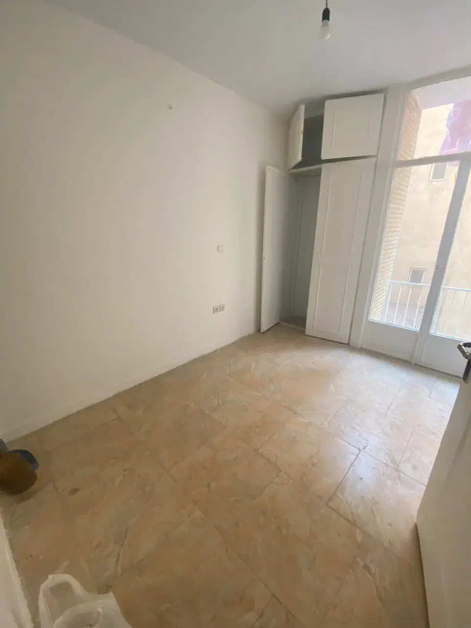 ۶۵متر/۲خواب/پارکینگ