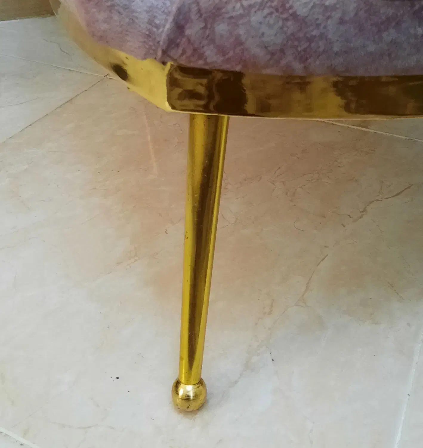 دو عدد مبل تک به همراه میز وسط|مبلمان خانگی و میز عسلی|پیشوا, |دیوار