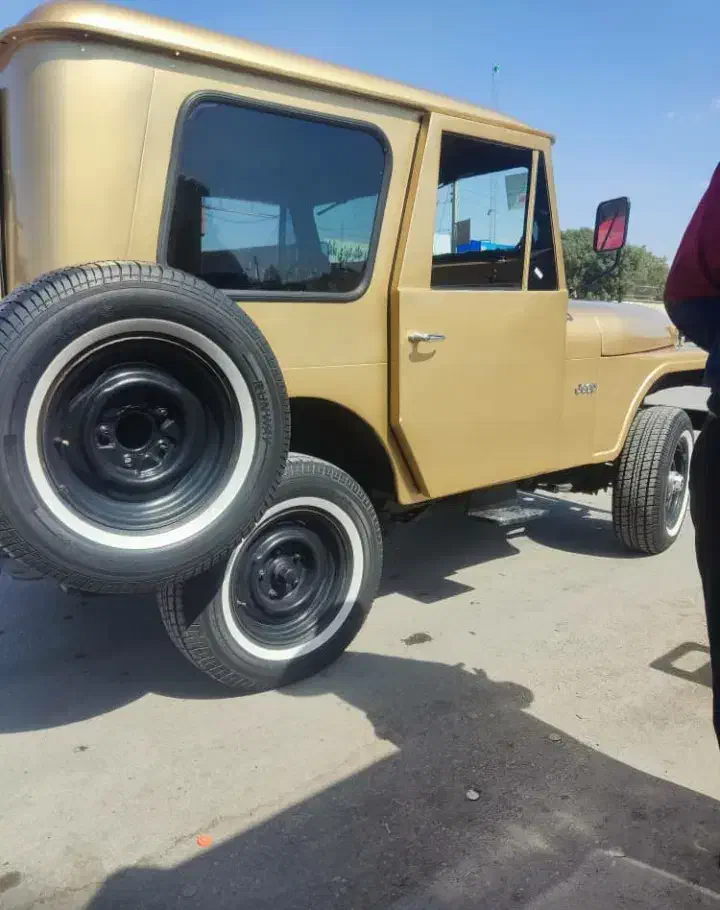 آخرین مدل جیپ کانادایی|خودرو کلاسیک|کرج, کوی کارمندان جنوبی|دیوار