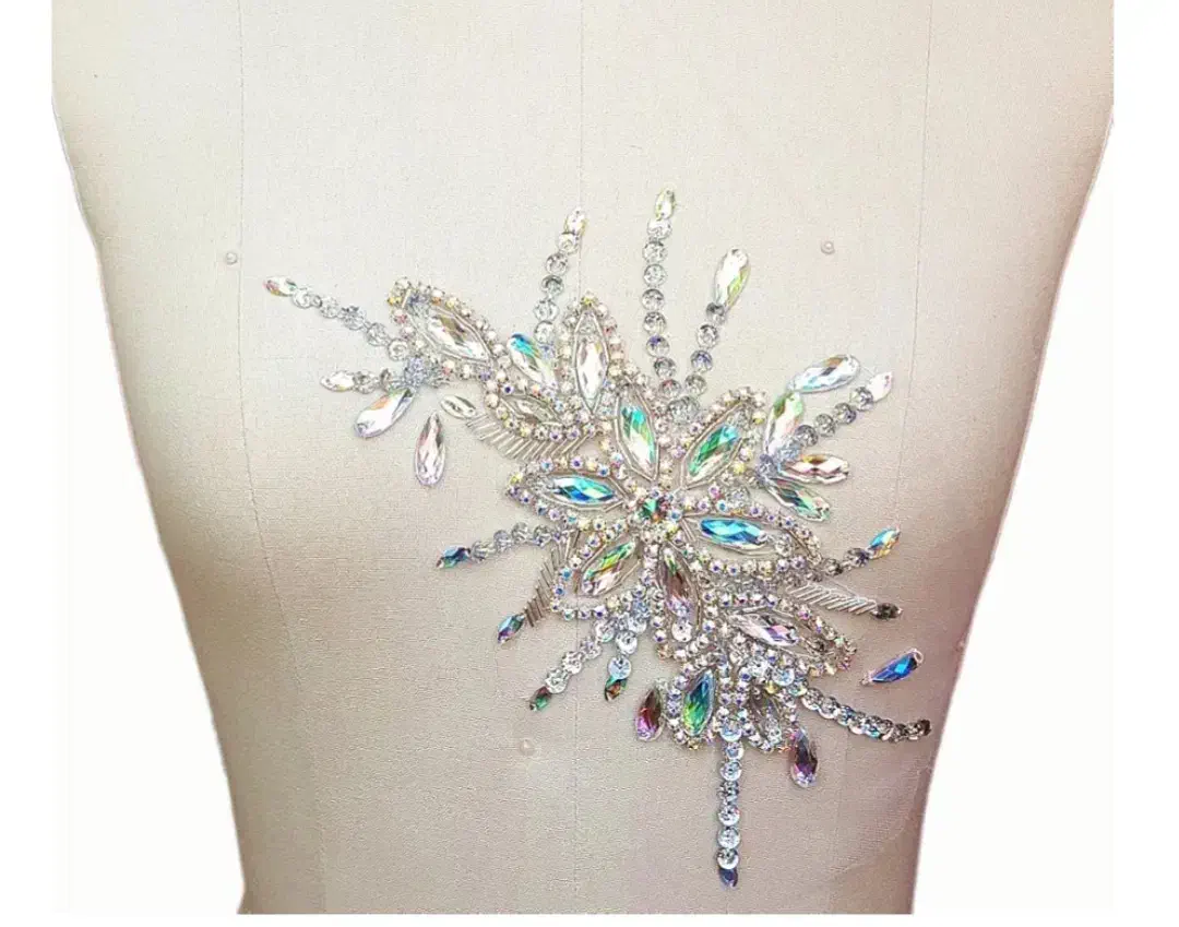 اپلیکه جواهردوزی لباس مجلسی و عروس|لباس|تبریز, |دیوار