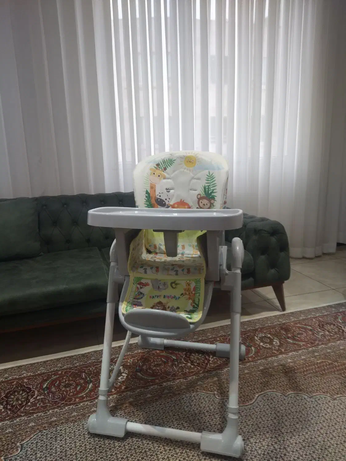 صندلی غذای کودک|تخت و صندلی بچه|کرج, شهرک بیدارچشمه|دیوار