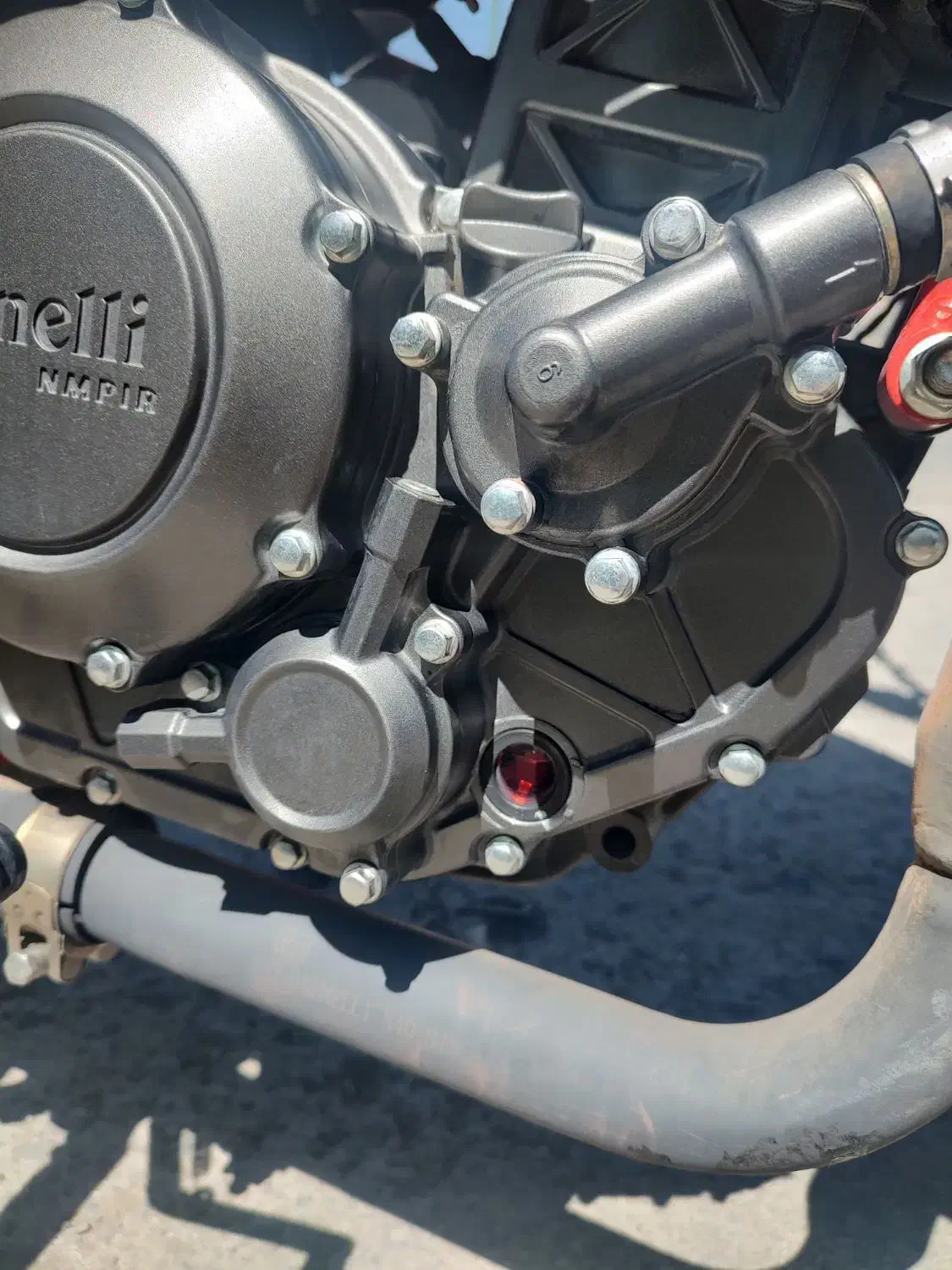 بنلی ۲۵۰ تک ۴۰۲|موتورسیکلت|همدان, |دیوار