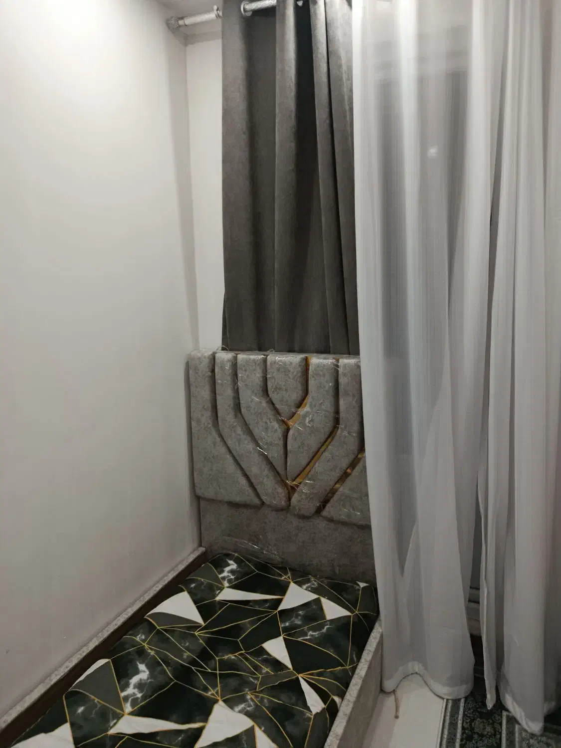 تخت تک نفره فوری|تخت و سرویس خواب|ری, منصوریه منگل|دیوار