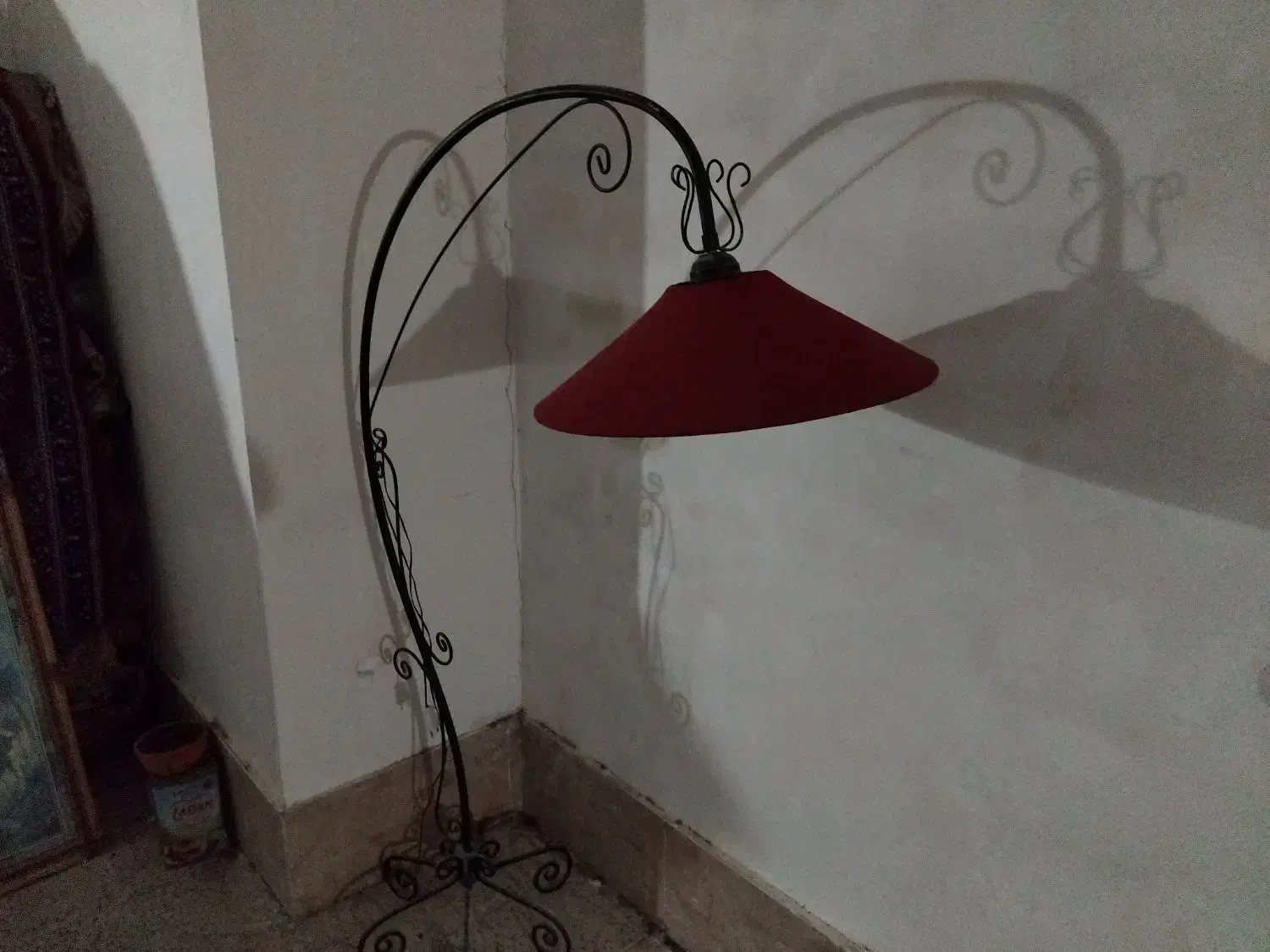 آباژور ایستاده|چراغ خواب و آباژور|ملایر, |دیوار