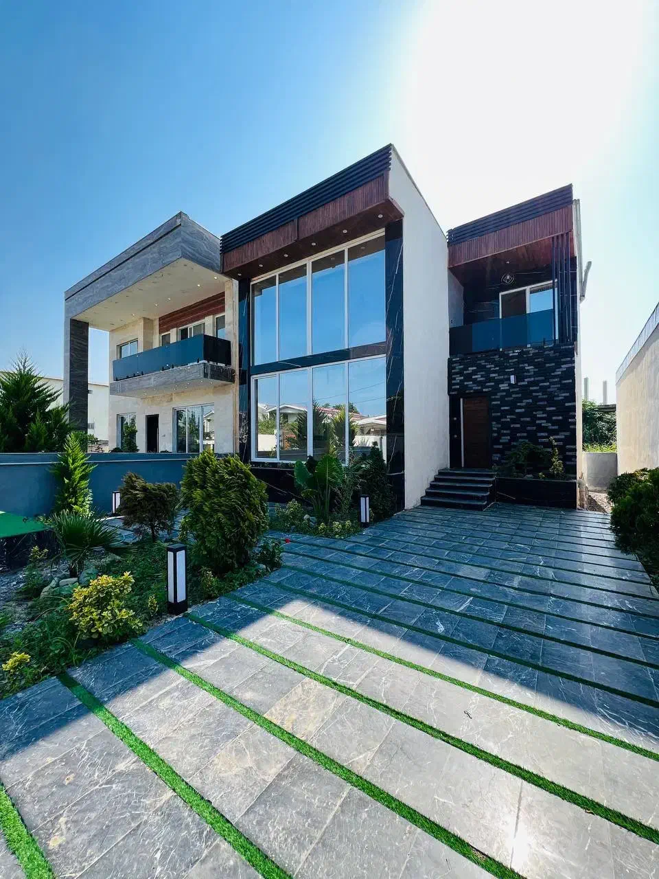 منطقه امیراباد تاپ لوکیشن شهرک برند با نگهبان|فروش خانه و ویلا|چمستان, |دیوار