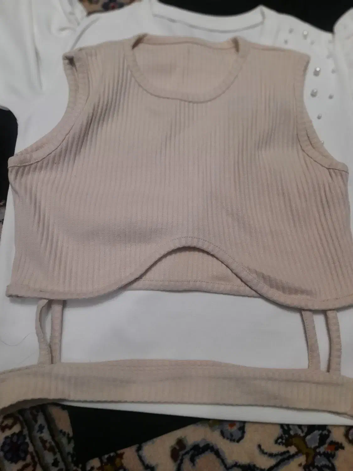 کراپ تاپ و تیشرت زنانه طرح متنوع|لباس|گرگان, |دیوار