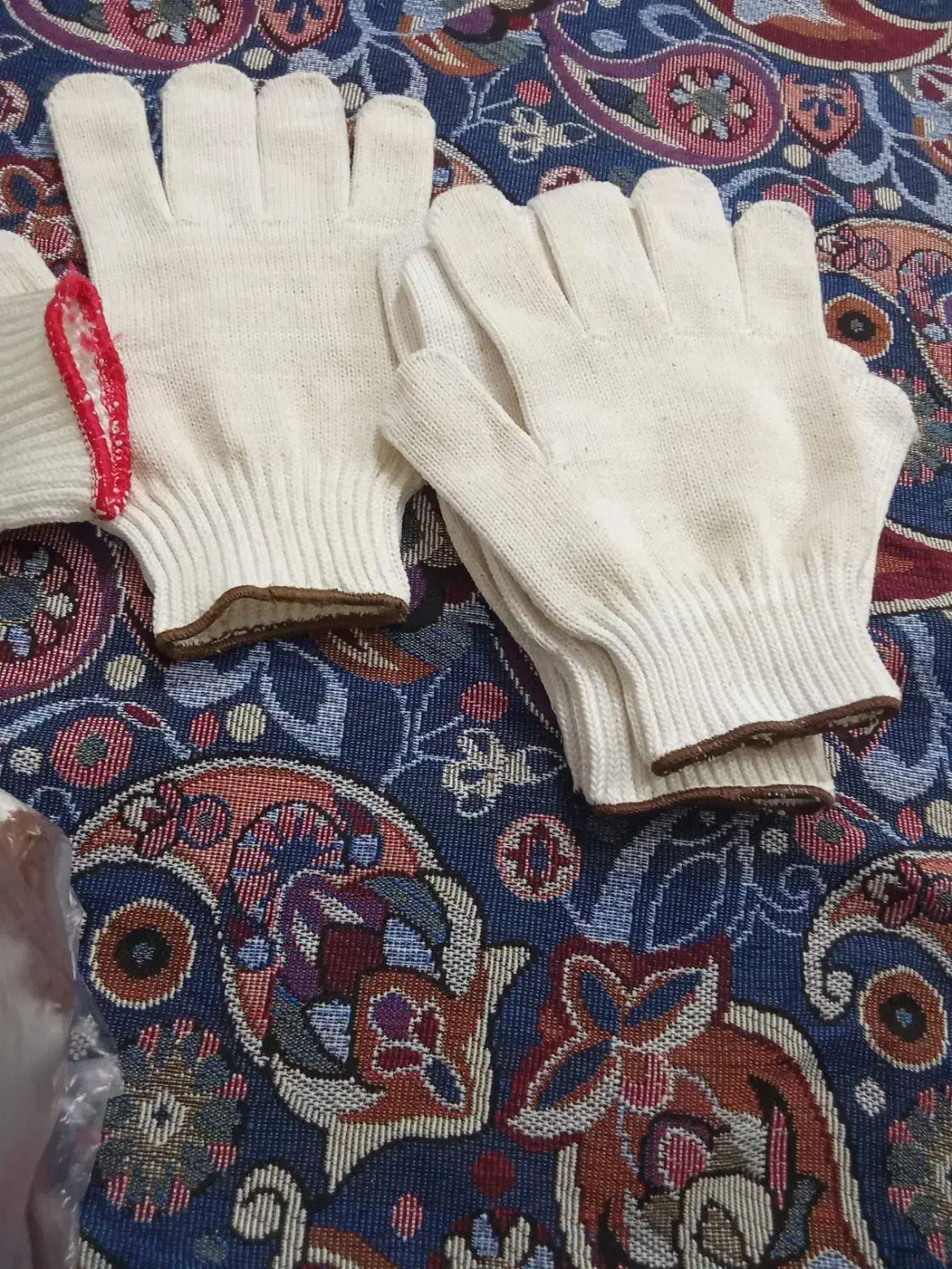 دستکش|ابزارآلات|قم, زنبیل آباد|دیوار