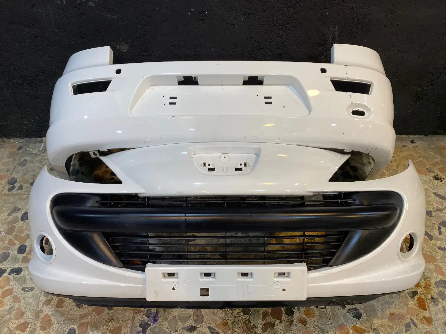 سپهر عقب رانا و سپهر جلو۲۰۷ و در ۴۰۵|قطعات یدکی و لوازم جانبی|رشت, توشیبا|دیوار