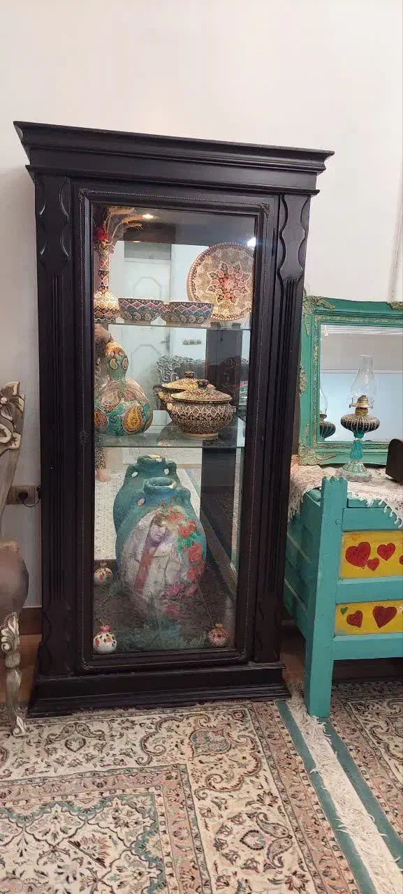 بوفه چوبی ساده و شکیل|بوفه، ویترین، کنسول|سبزوار, امیر کبیر|دیوار