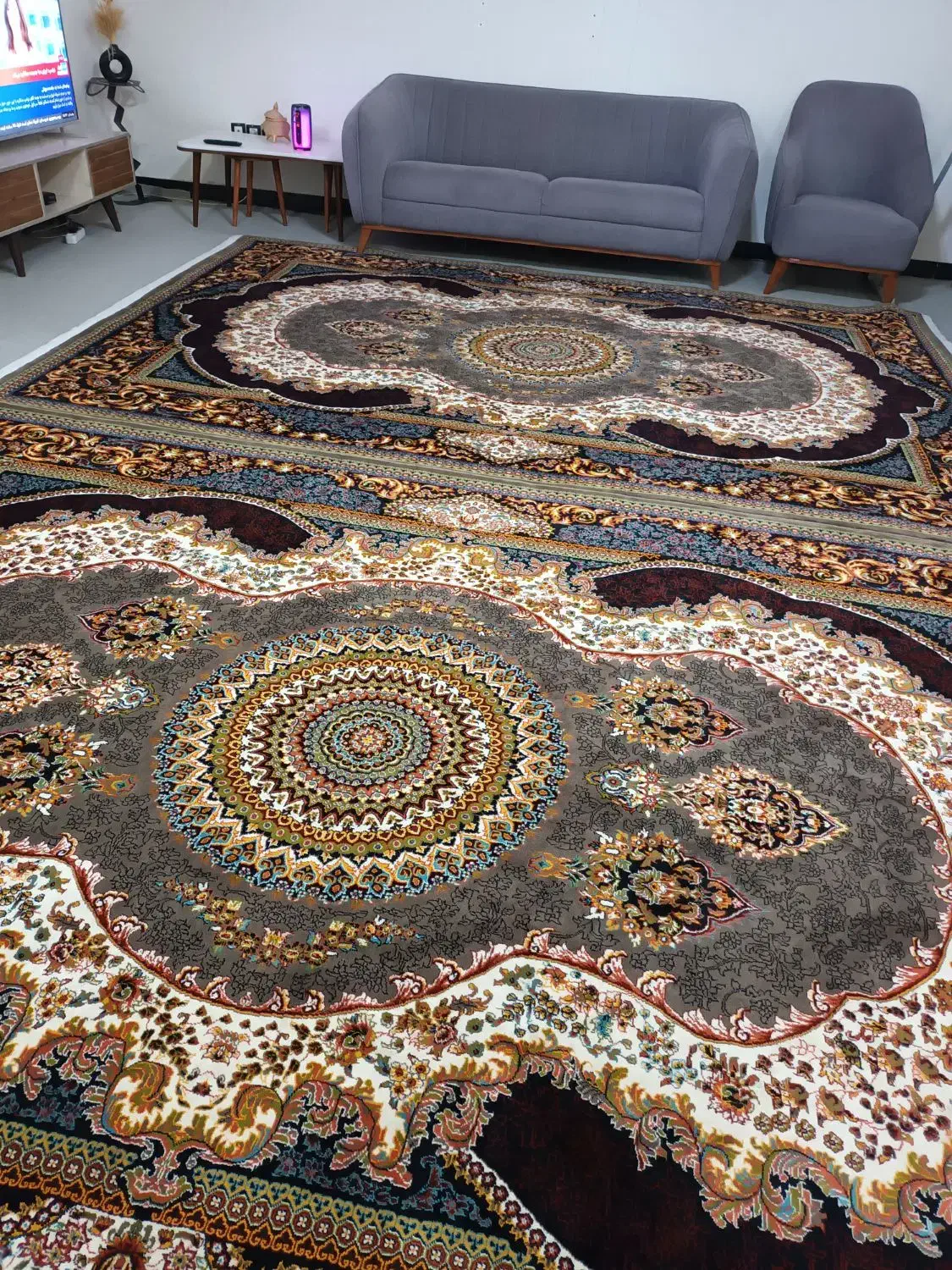 فرش ۷۰۰ شانه اصل|فرش|بوکان, |دیوار